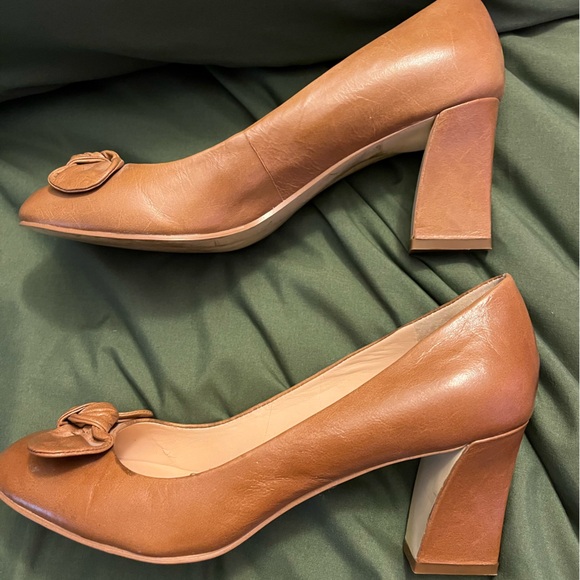 Franco Sarto bow heels size 7.5 - Picture 3 of 9